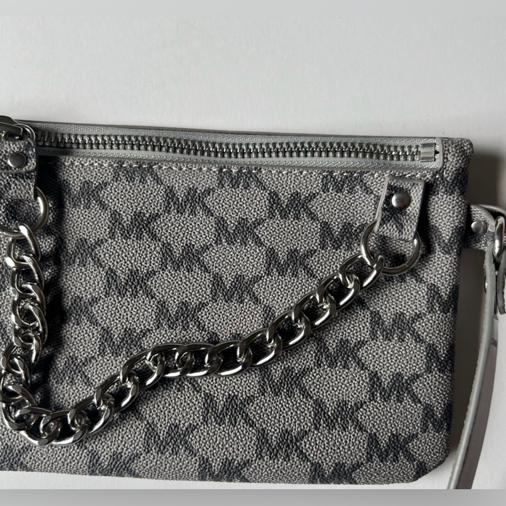 MK signature belt bag - fanny pack. New. Adjustable belt size large.